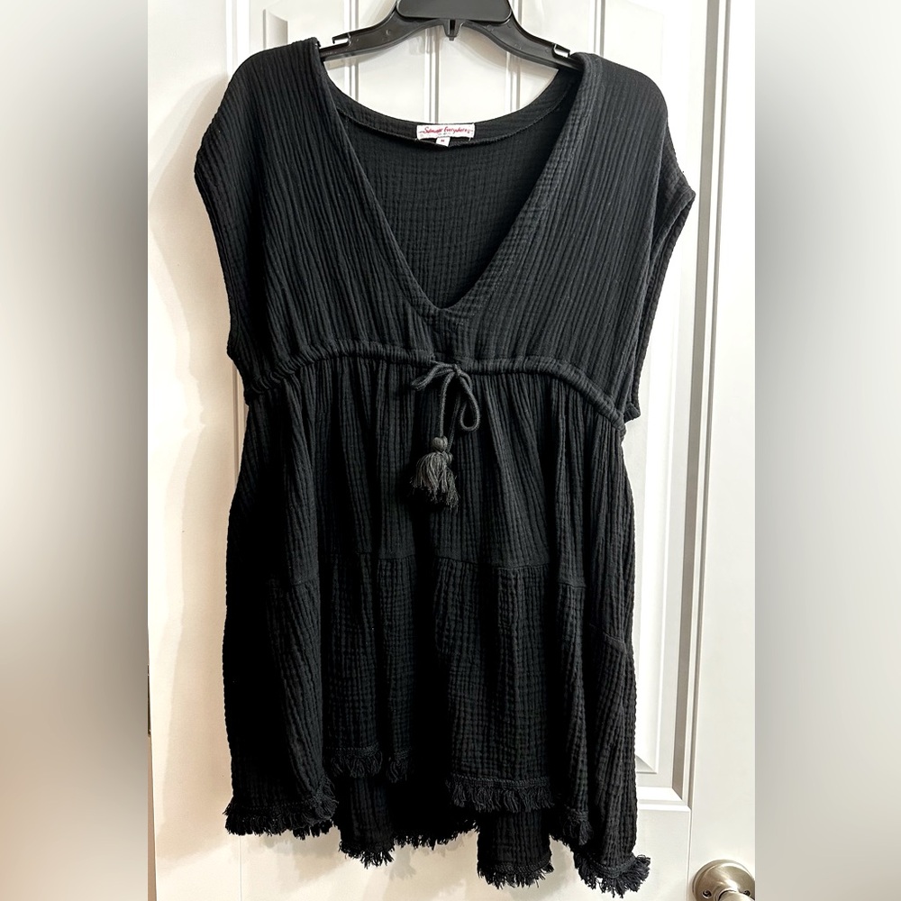 Black V-Neck Women's Swimsuit Coverup - M